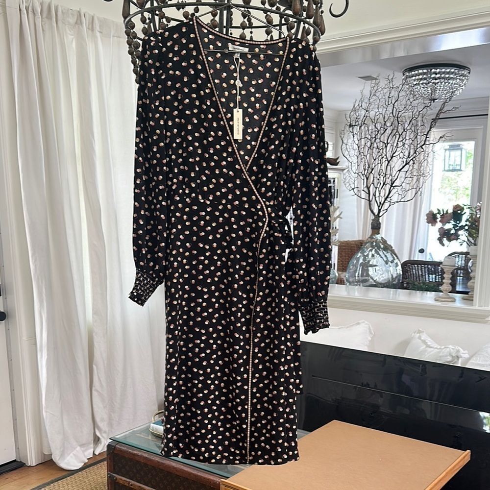 MAX STUDIO Elegant Black Wrap Dress NEW with tag